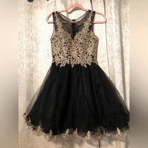 Black and Gold Dress - Picture 1 of 2